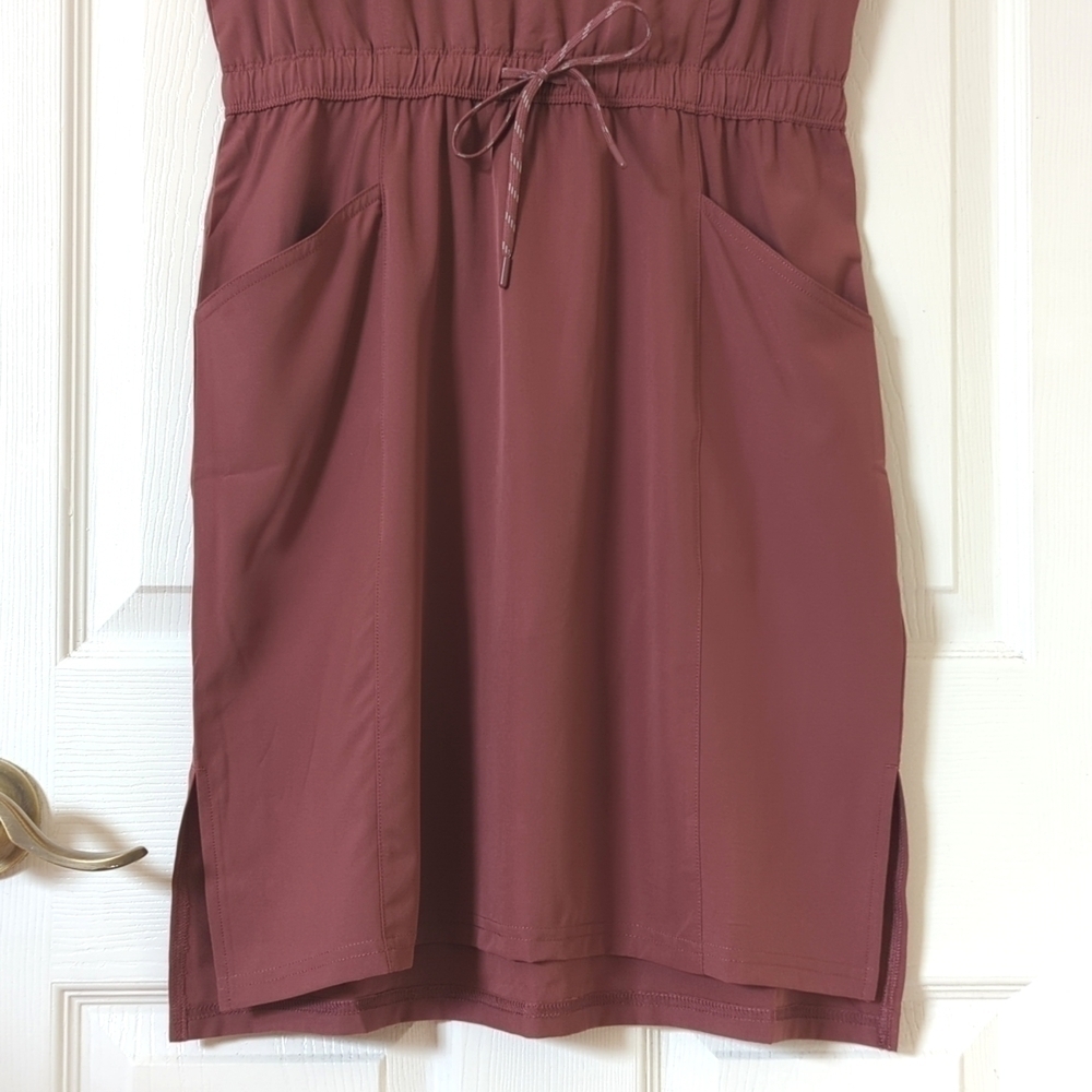 Avalanche Candace Short Sleeve Round Neck Keyhole Back Mini Dress Dark Pink S — image 8 of 8